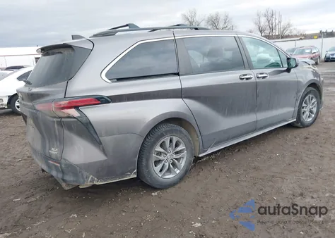 2022 Toyota Sienna Xle z USA, uszkodzony, nr VIN 5TDYSKFC1NS051926